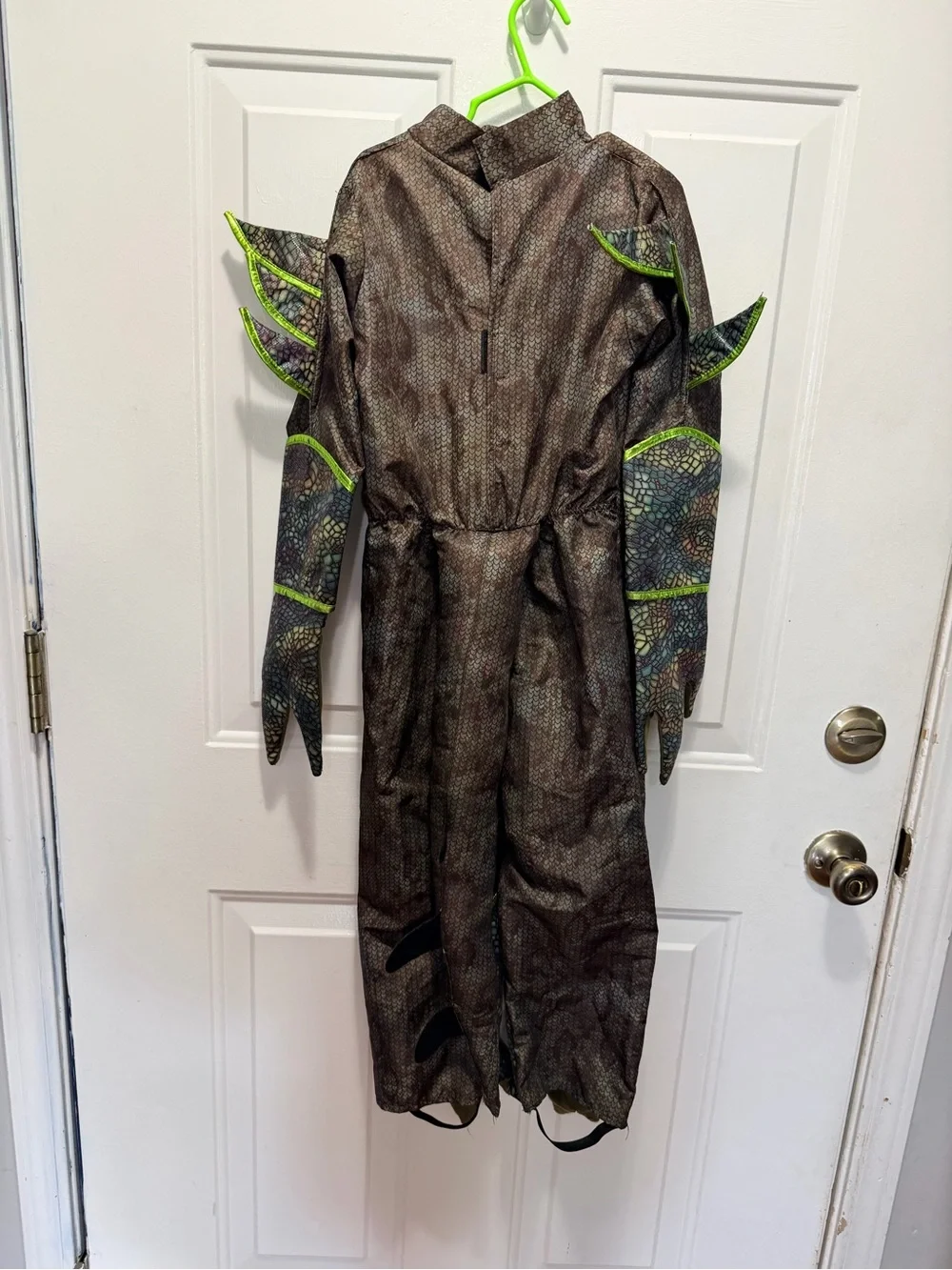 Dragon-Scale Reptile Costume Hood in Iridescent Green